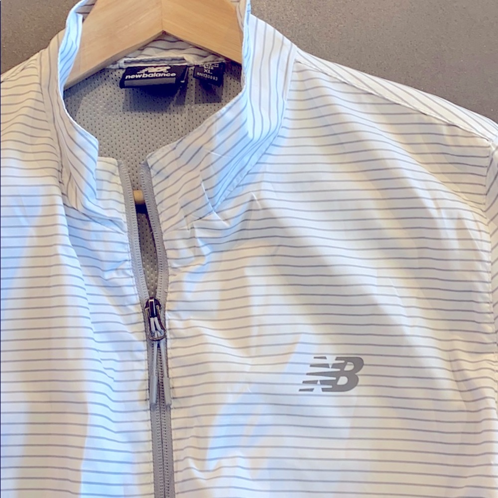New Balance Jacket - Picture 2 of 5